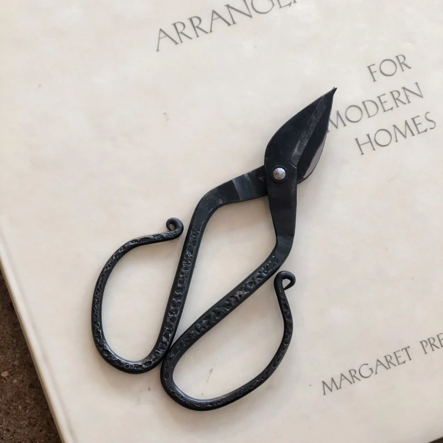 Tajika Branch Scissors - Image 4