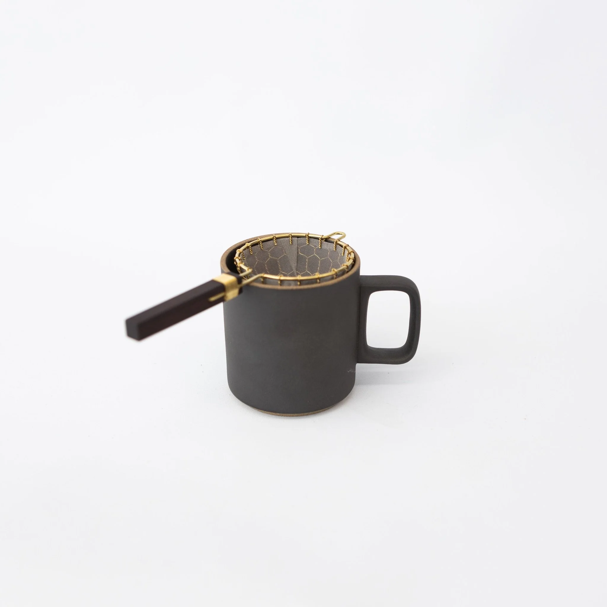 Kanaami-Tsuji Tea Strainers with Rosewood Handle - Image 4