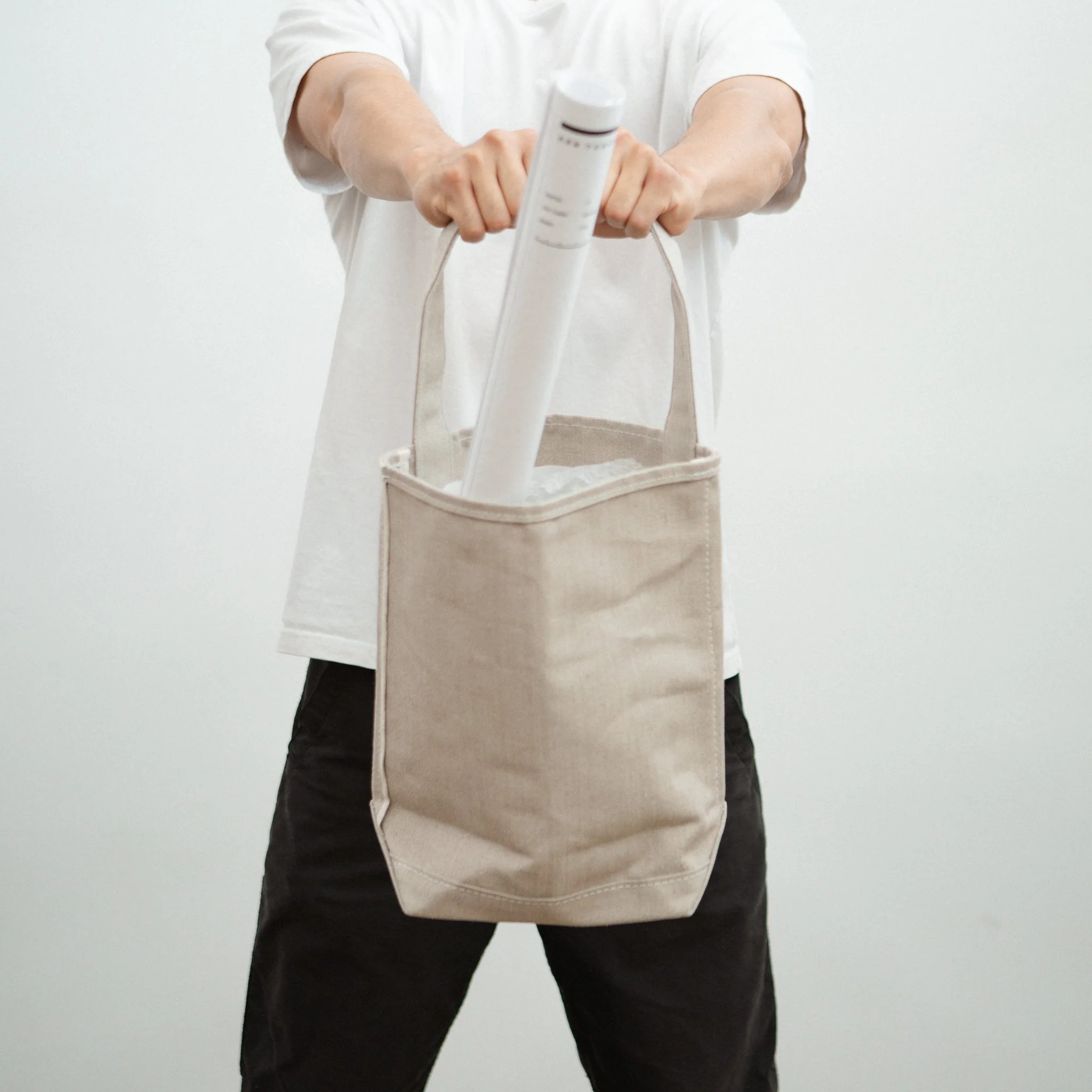 Tembea Baguette Tote Small Linen Natural - Image 3