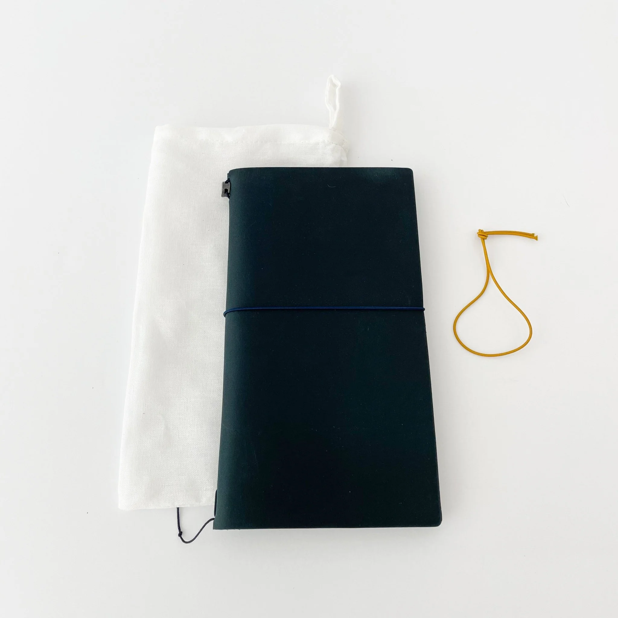 Traveler's Notebook (Regular) - Image 2