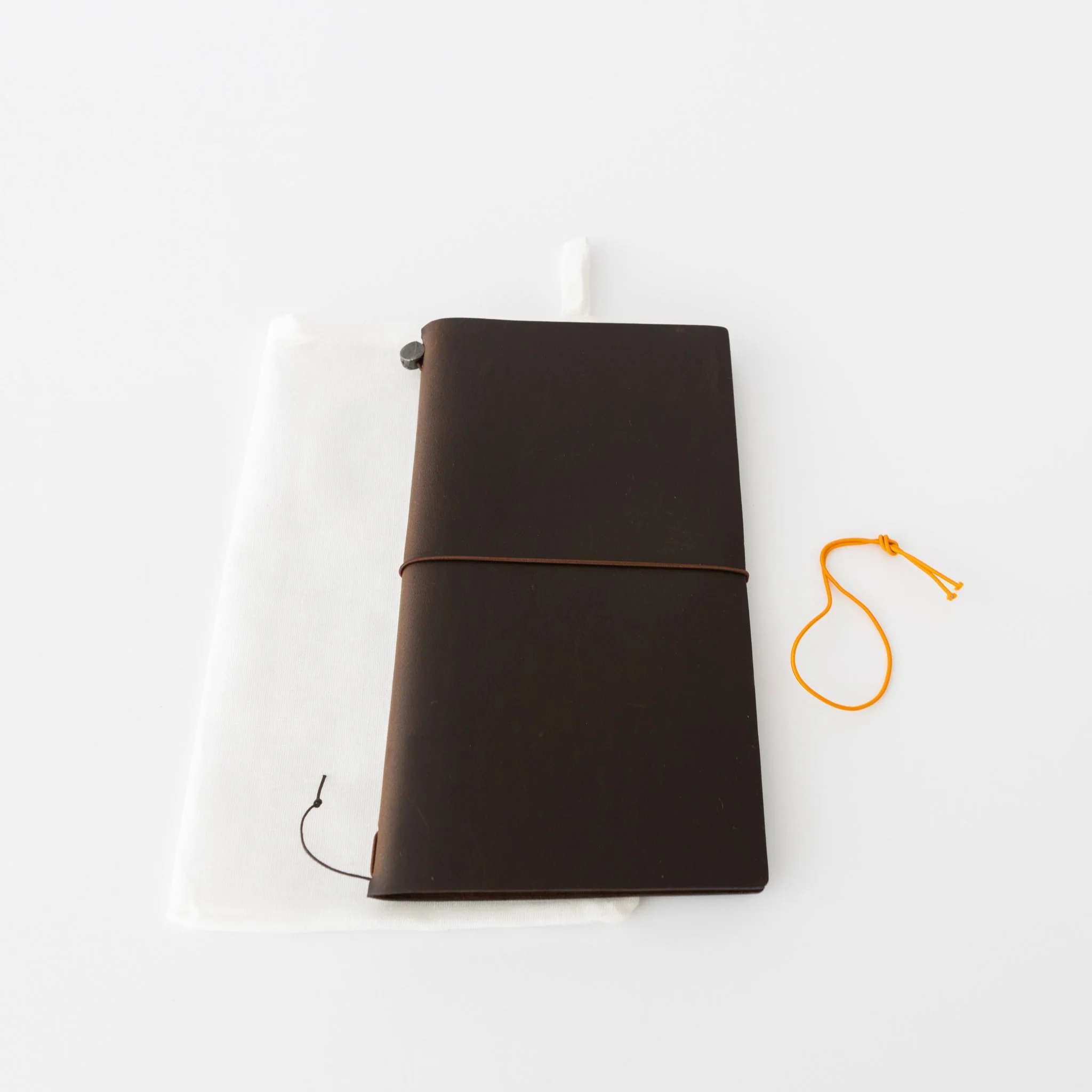 Traveler's Notebook (Regular) - Image 4