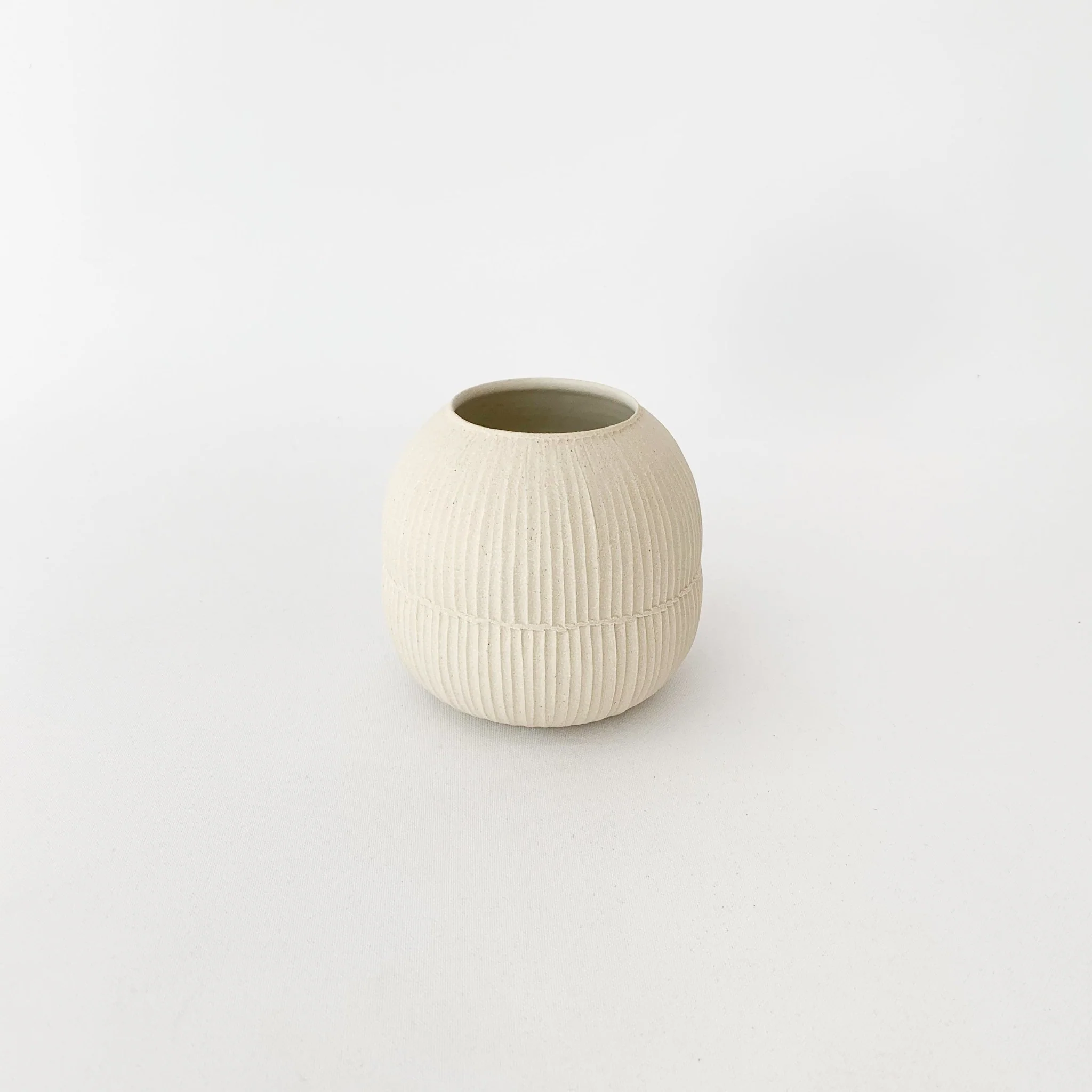 Tomoro Shinogi Vase - Image 3