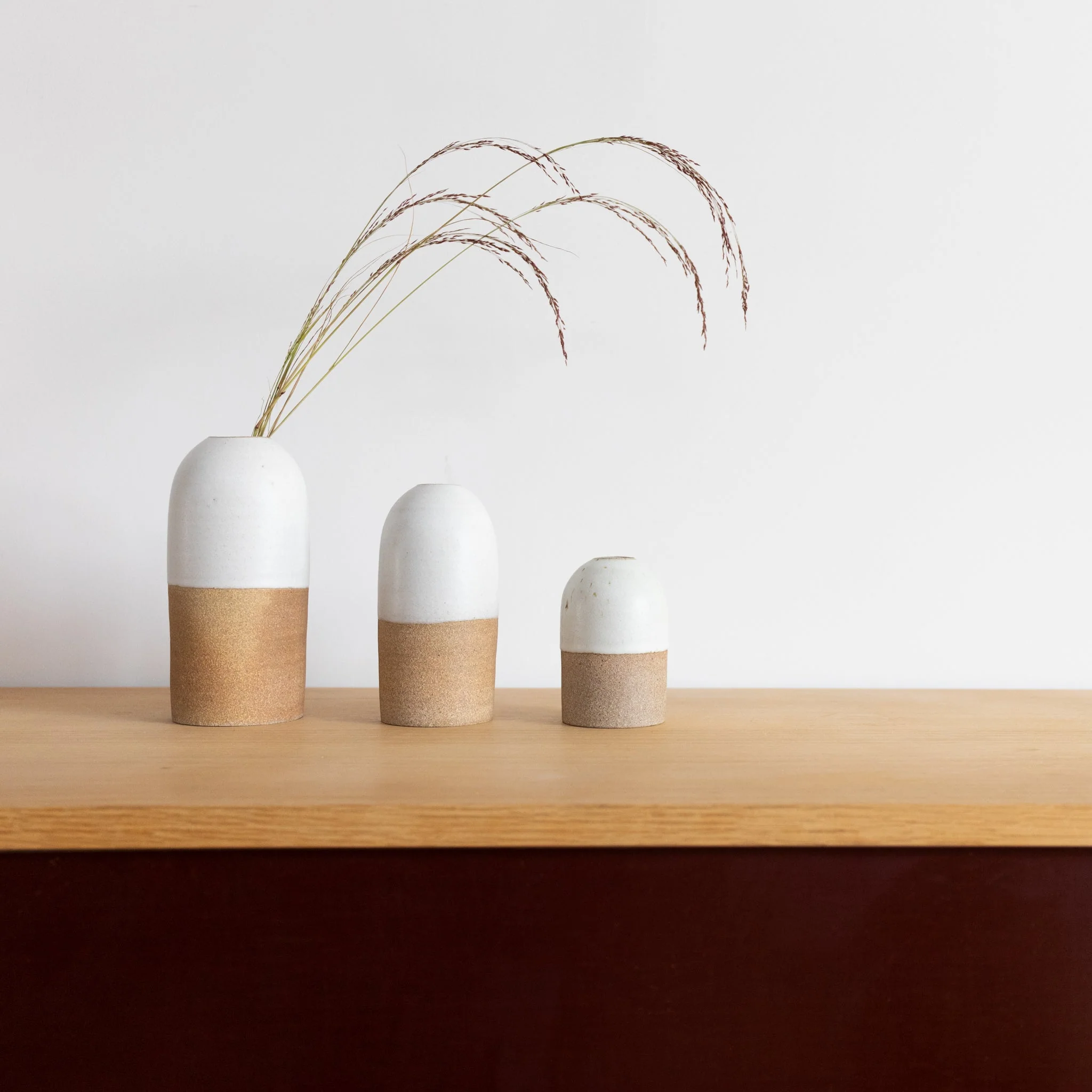 Tomoro Terra Bud Vase (Large) - Image 3