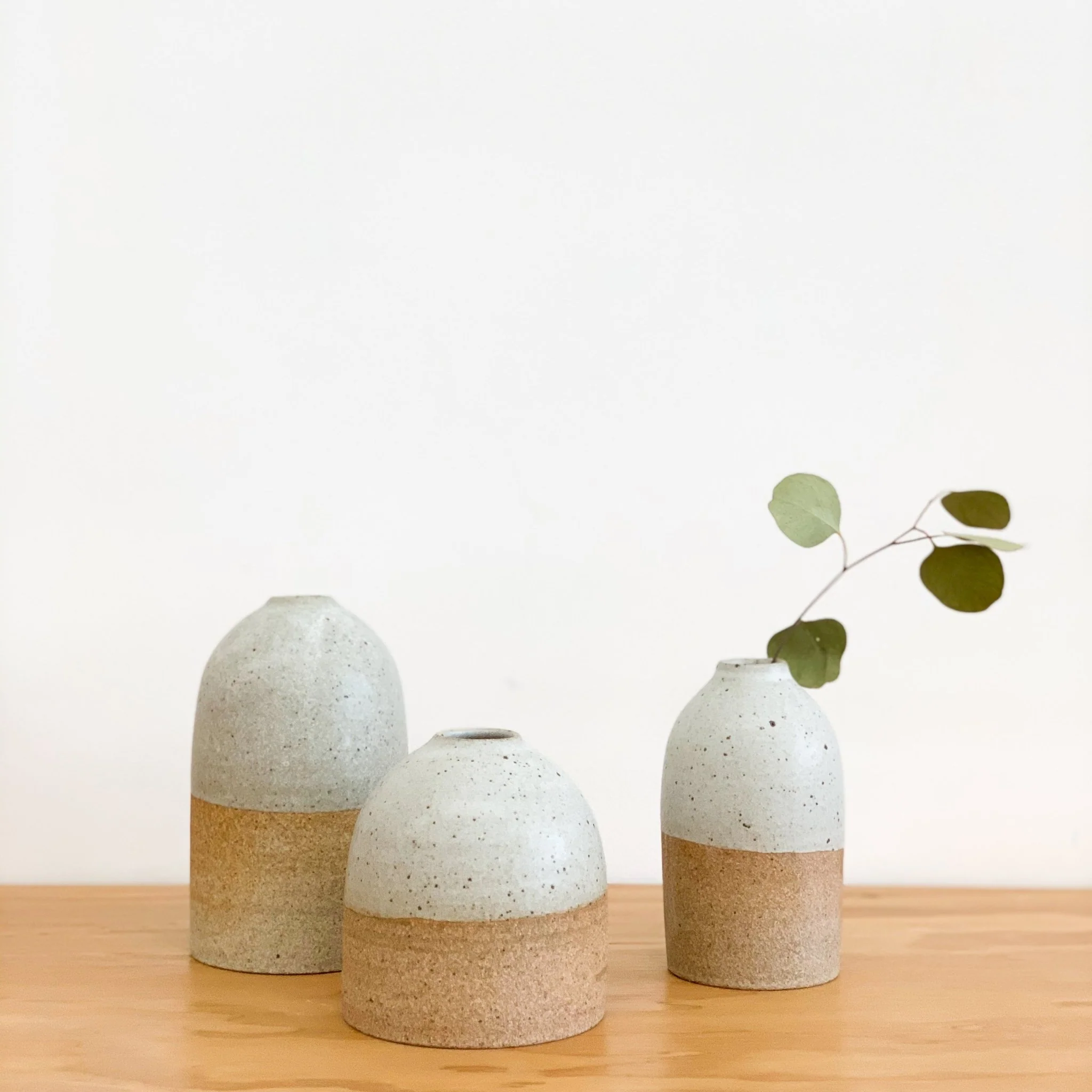 Tomoro Terra Bud Vase (Medium) - Image 3