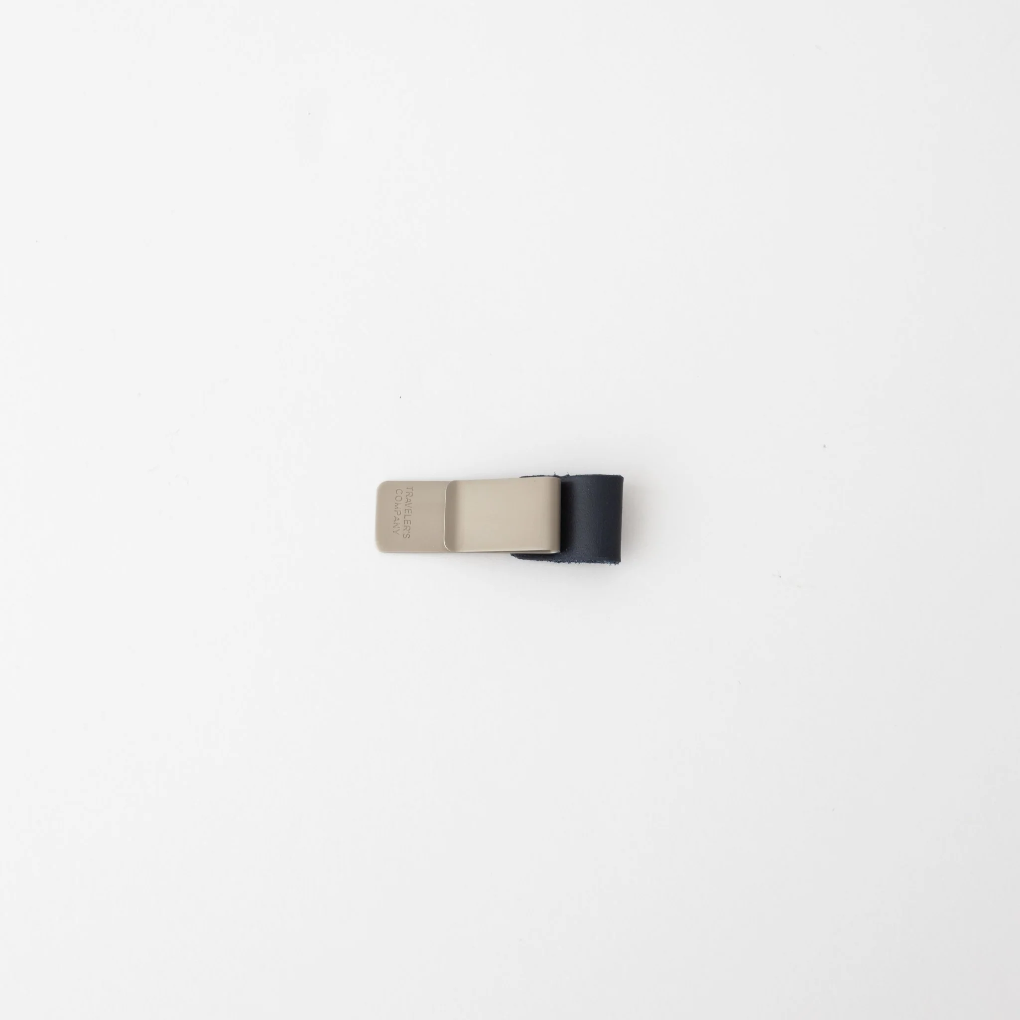 Traveler's Notebook - Pen Holder - Image 5