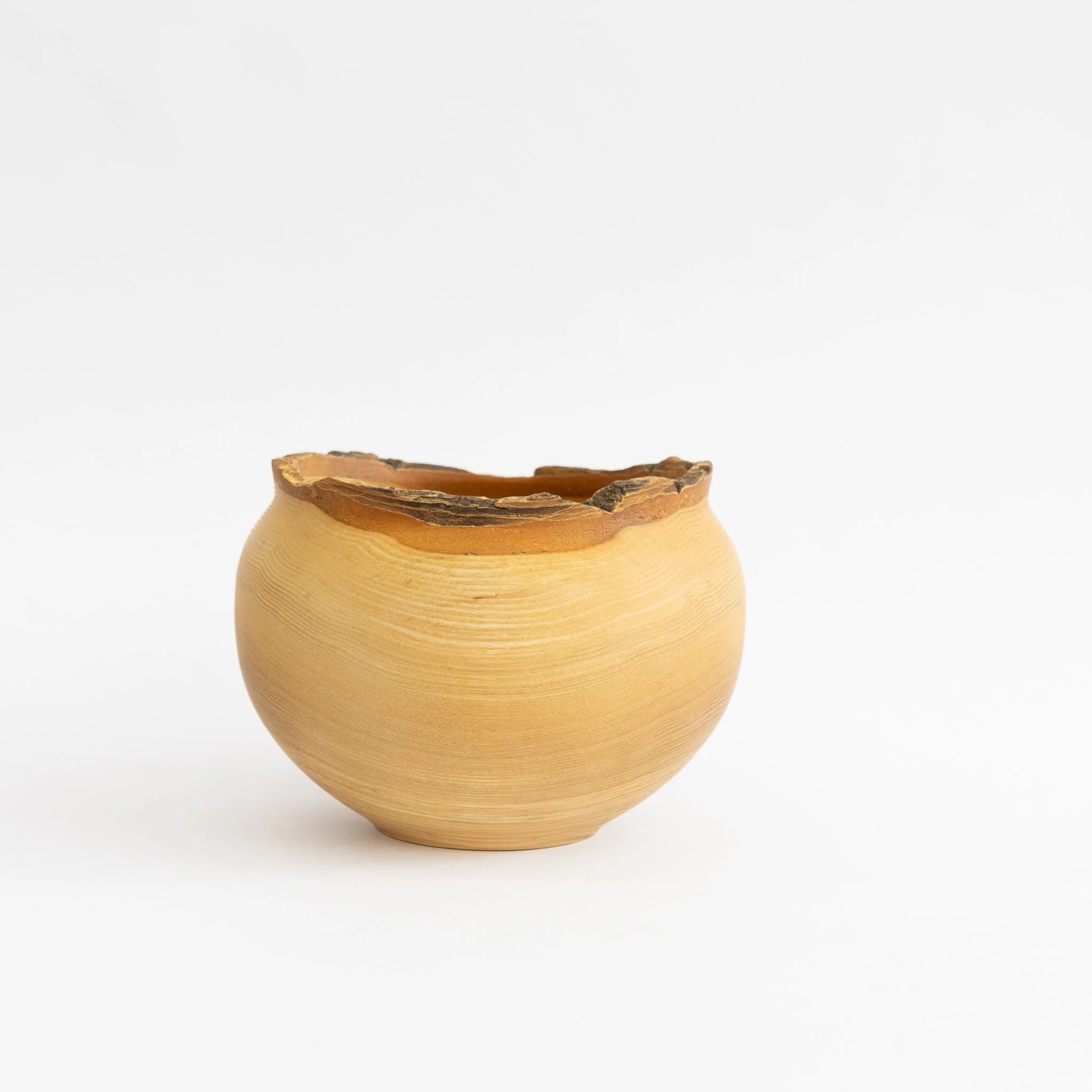 Wooden Bowl Sculpture by Kenji Usuda - Image 16